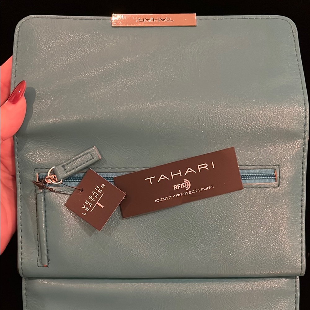 Tahari Vegan Leather Wallet with Identity Protection Lining & Lots of Space! NWT - Picture 3 of 9